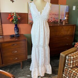Queen Moda Cotton Eyelet Maxi Dress